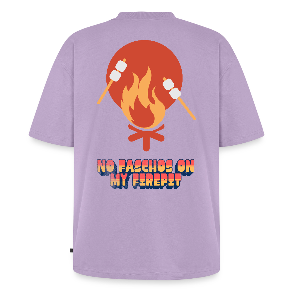 Vanlife Unisex Premium Oversized Bio T-Shirt Firepit - Lavendel