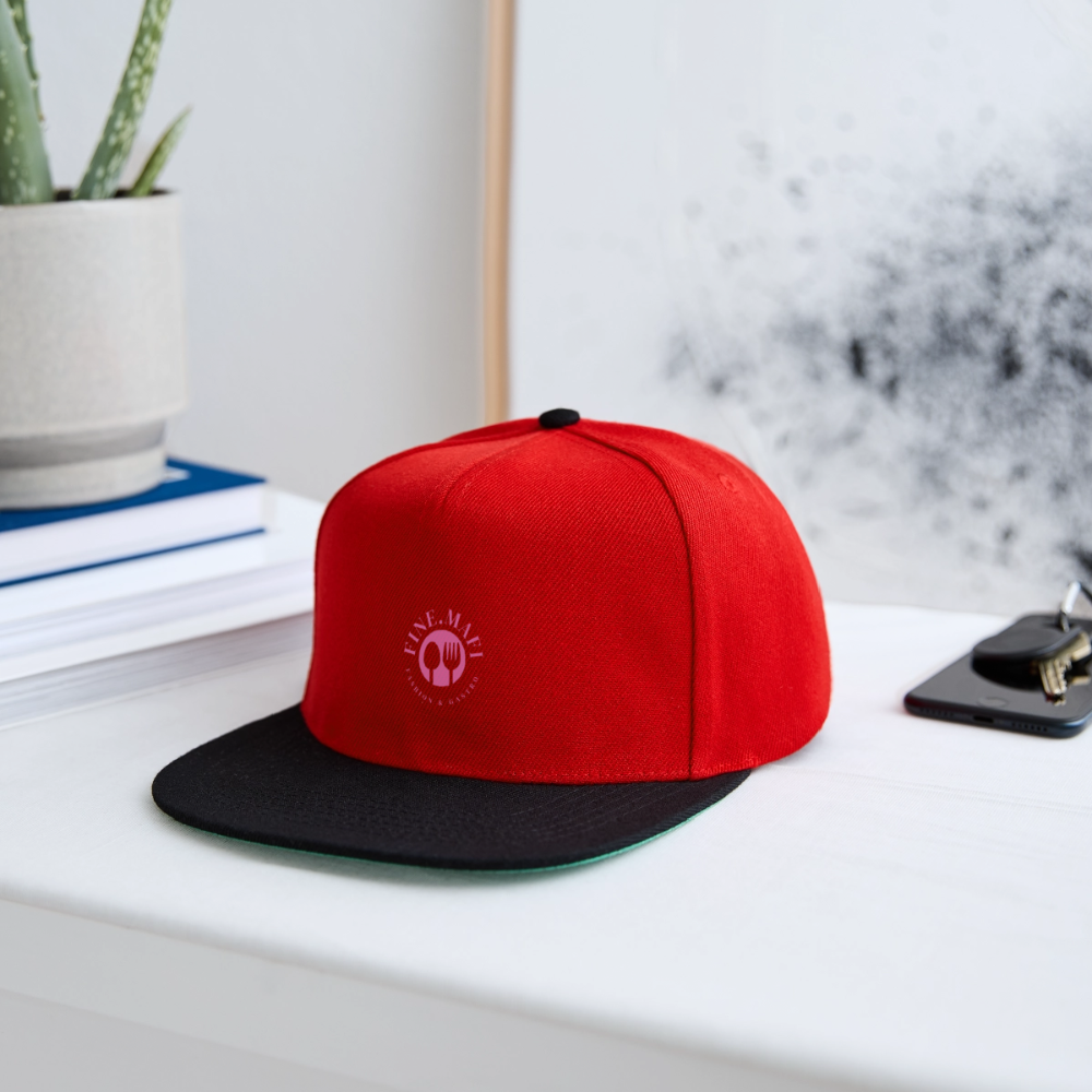 FINE.MAFI Crew Snapback Cap - Rot/Schwarz